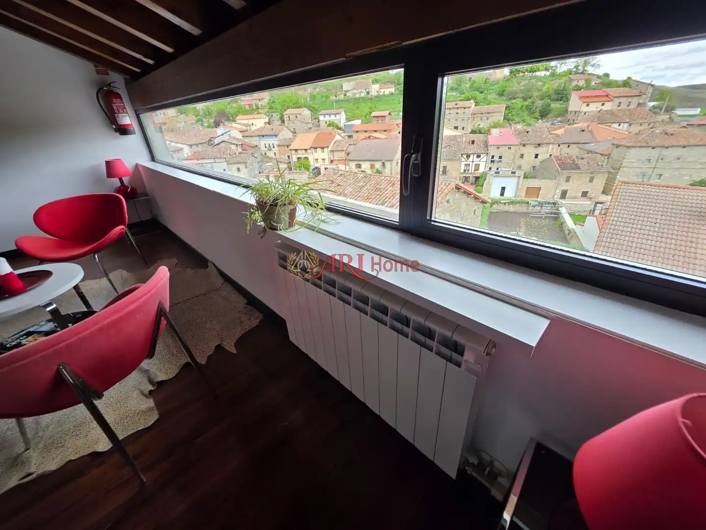 Balcony of Buildings for sale in Quintanilla San García
