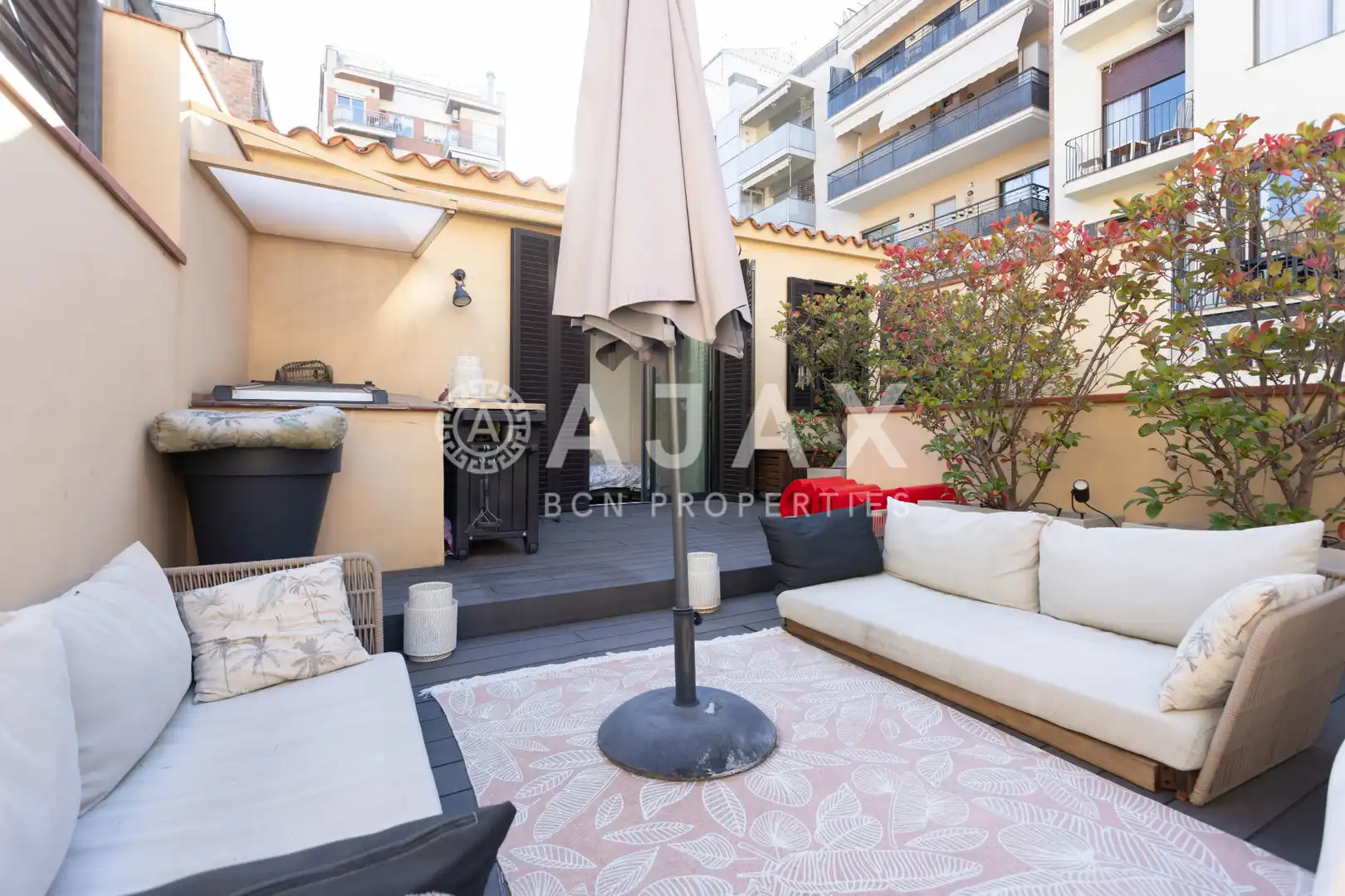 Terrace of Duplex for sale in  Barcelona Capital  with Air Conditioner, Heating and Parquet flooring