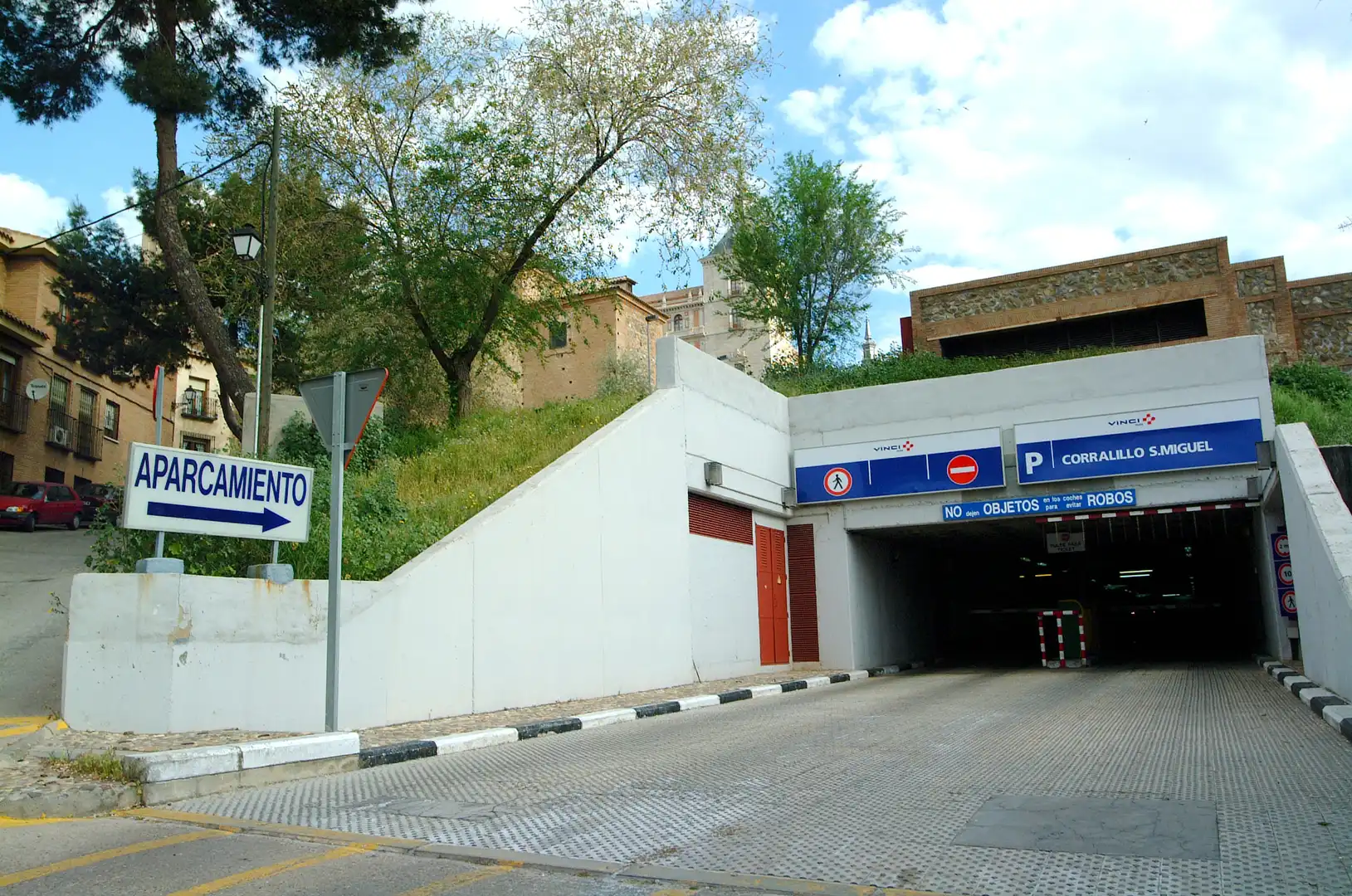 Parkplatz von Garage zur Miete in Toledo