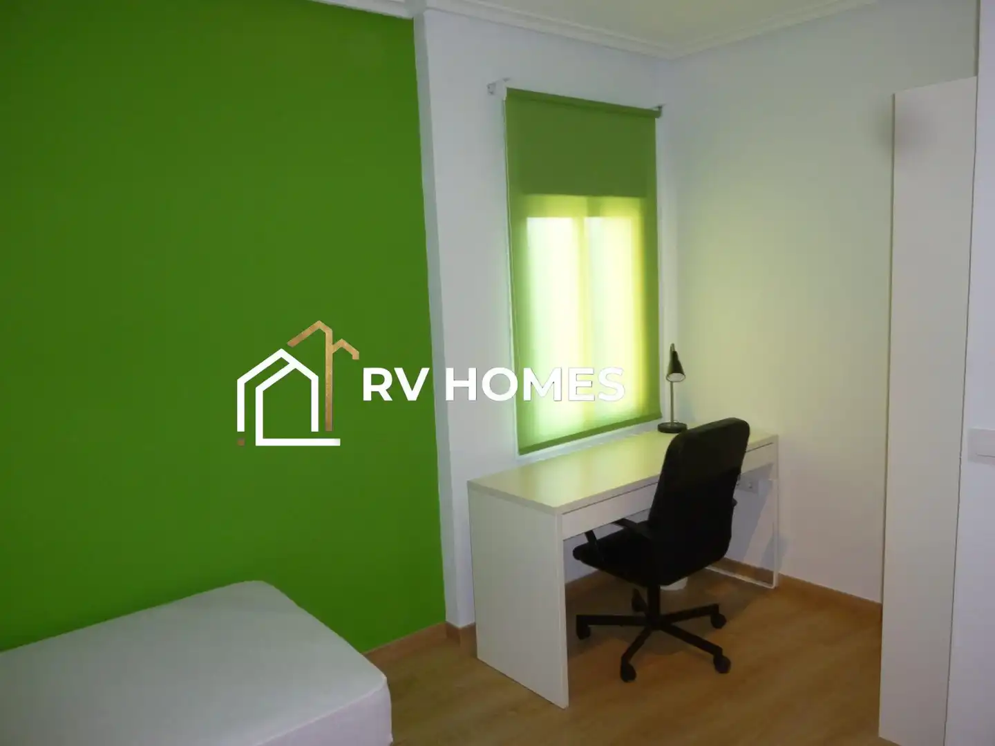 Schlafzimmer von Wohnung zur Miete in Cáceres mit Klimaanlage, Heizung und Möbliert