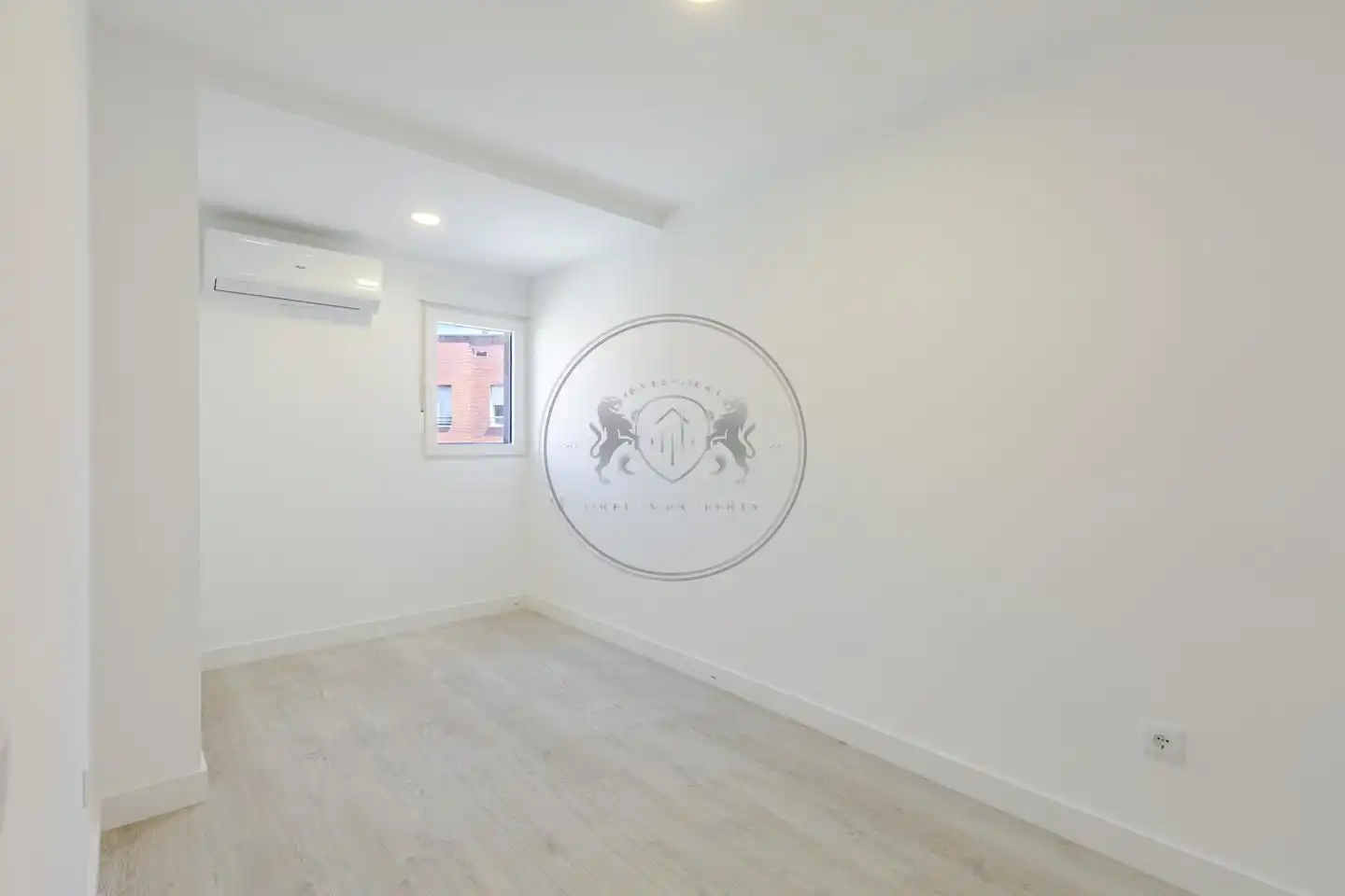 Habitación de Piso en venta en Madrid con Aire acondicionado y Alarma
