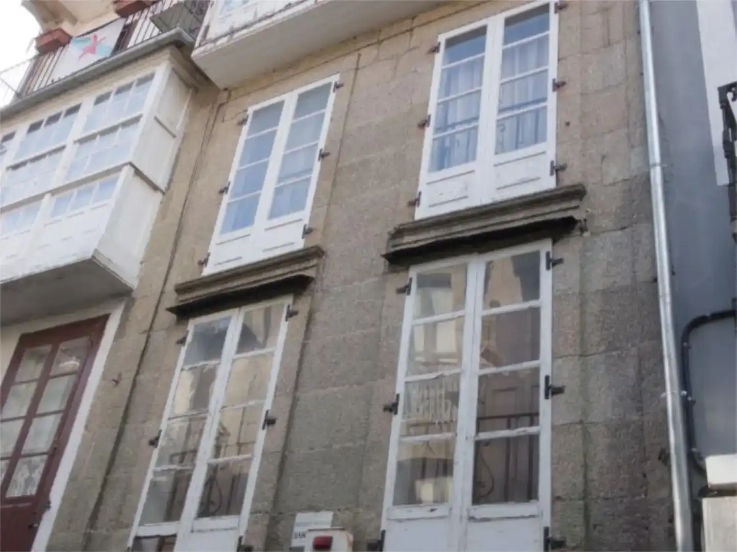 Vista exterior de Pis en venda en Santiago de Compostela 