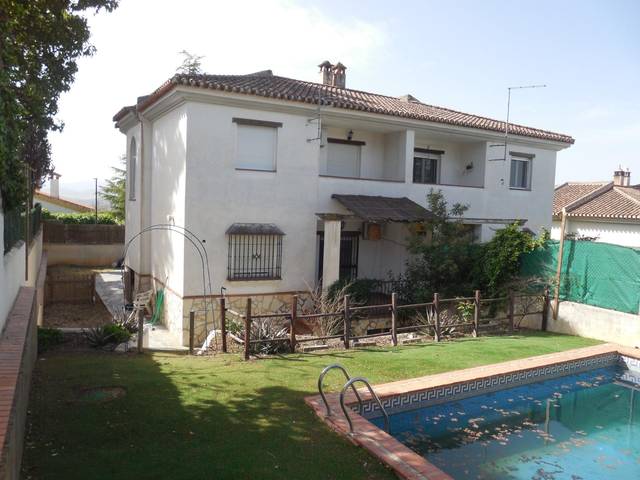 Casa adosada en Venta en Calle Calle D en Padul