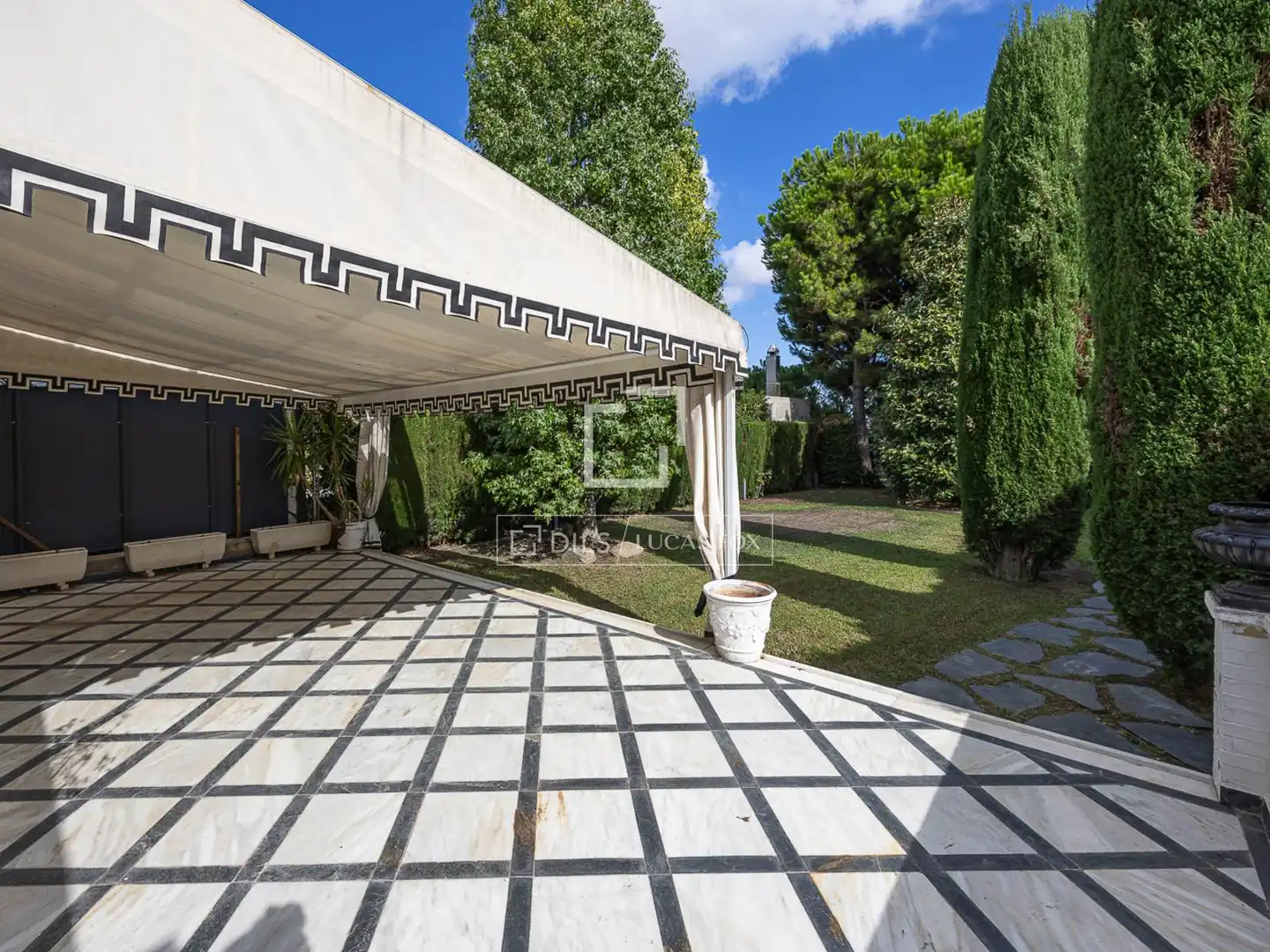 Jardín de Casa o chalet en venta en Barcelona con Aire acondicionado, Terraza y Trastero