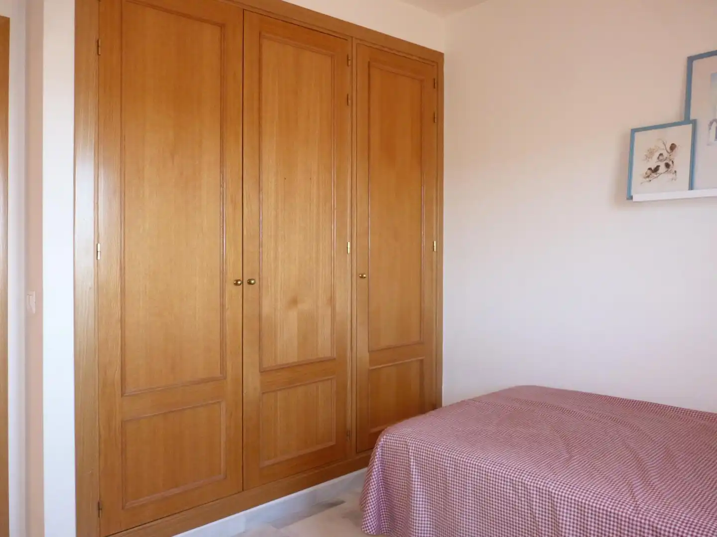 Schlafzimmer von Maisonette zum Verkauf in Vélez-Málaga mit Klimaanlage, Heizung und Privatgarten