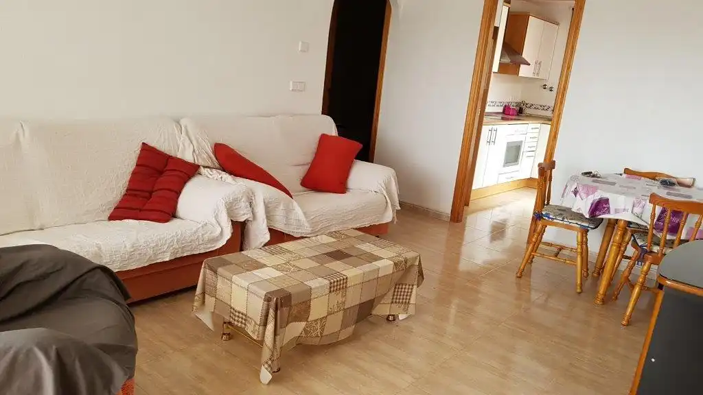 Ático con terraza en alquiler en Travesía San Moreras B 12, imagen 8