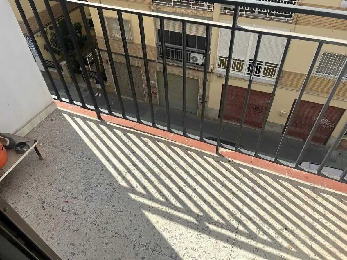 Piso con ascensor en venta en Calle Hermanos Pinzón, imagen 13
