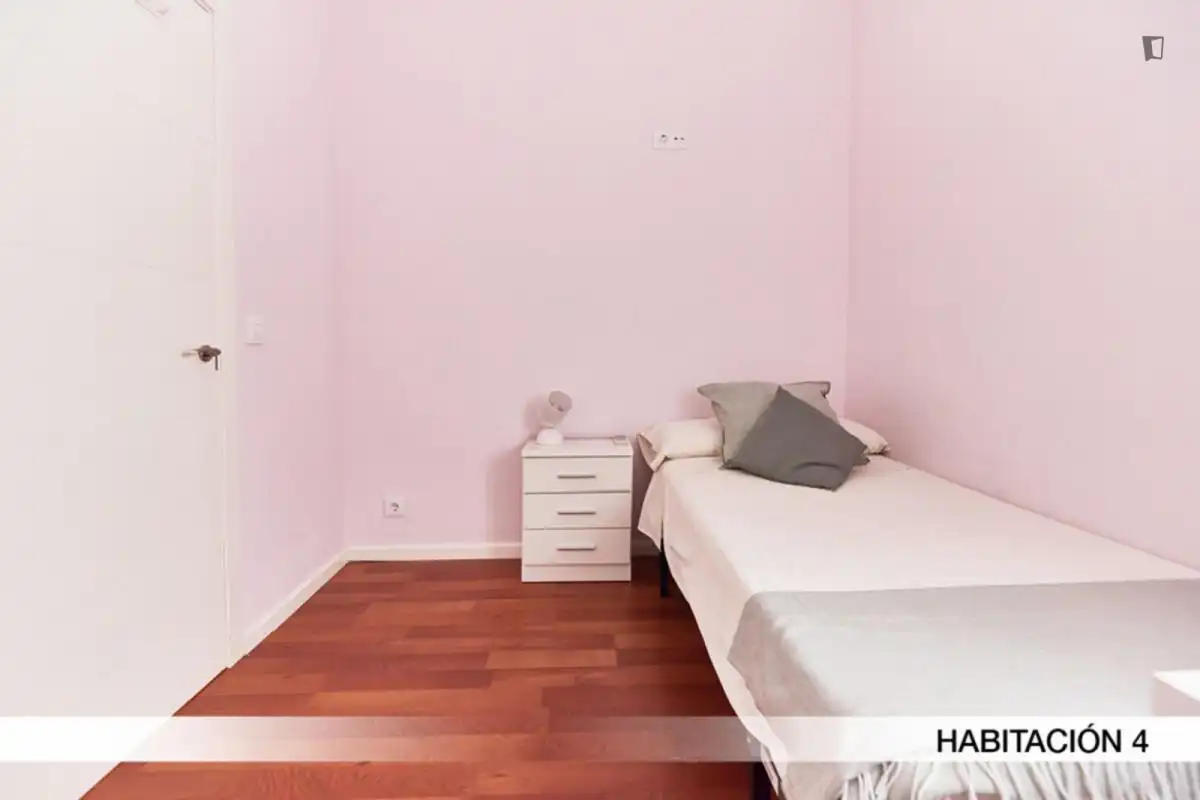 Room in Los Remedios
