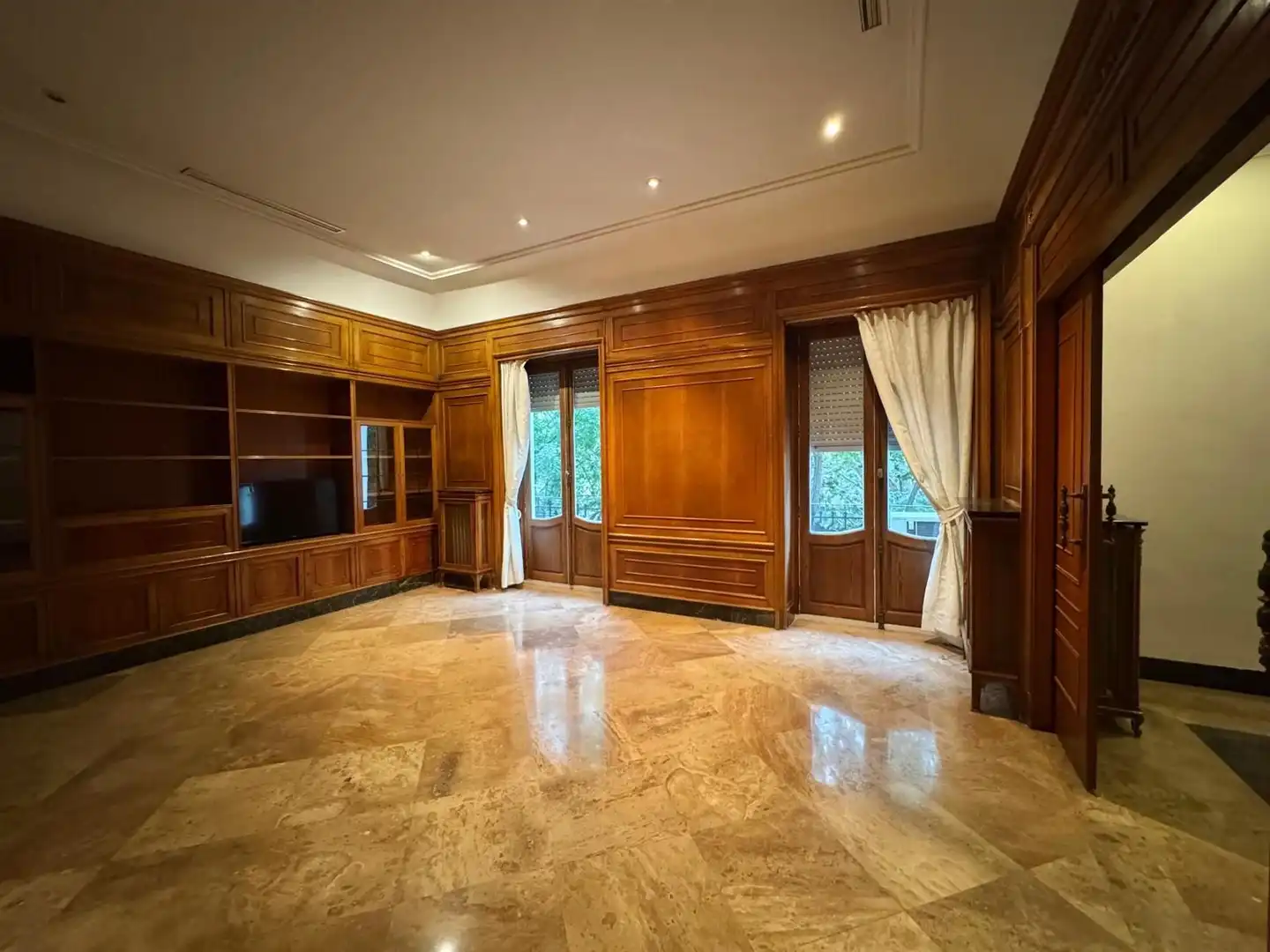 Wohnung mit Aufzug zur Miete in Marqués del Turia