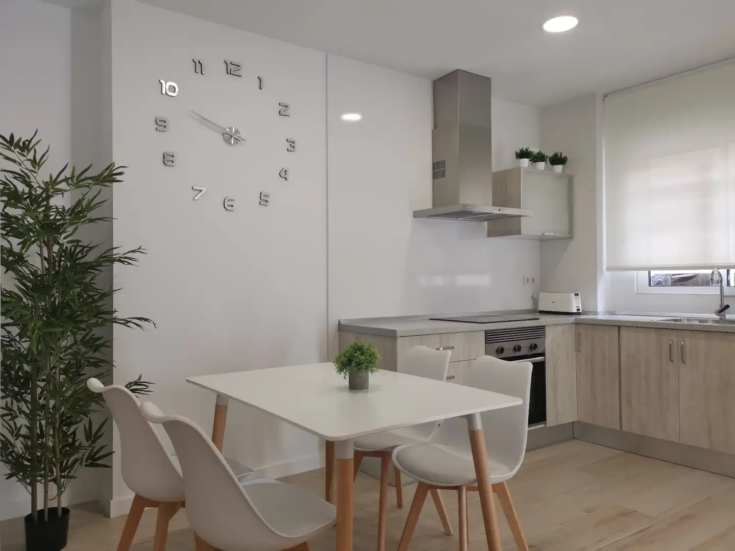 Cuina de Planta baixa de lloguer en Santa Pola amb Aire condicionat, Calefacció i Moblat