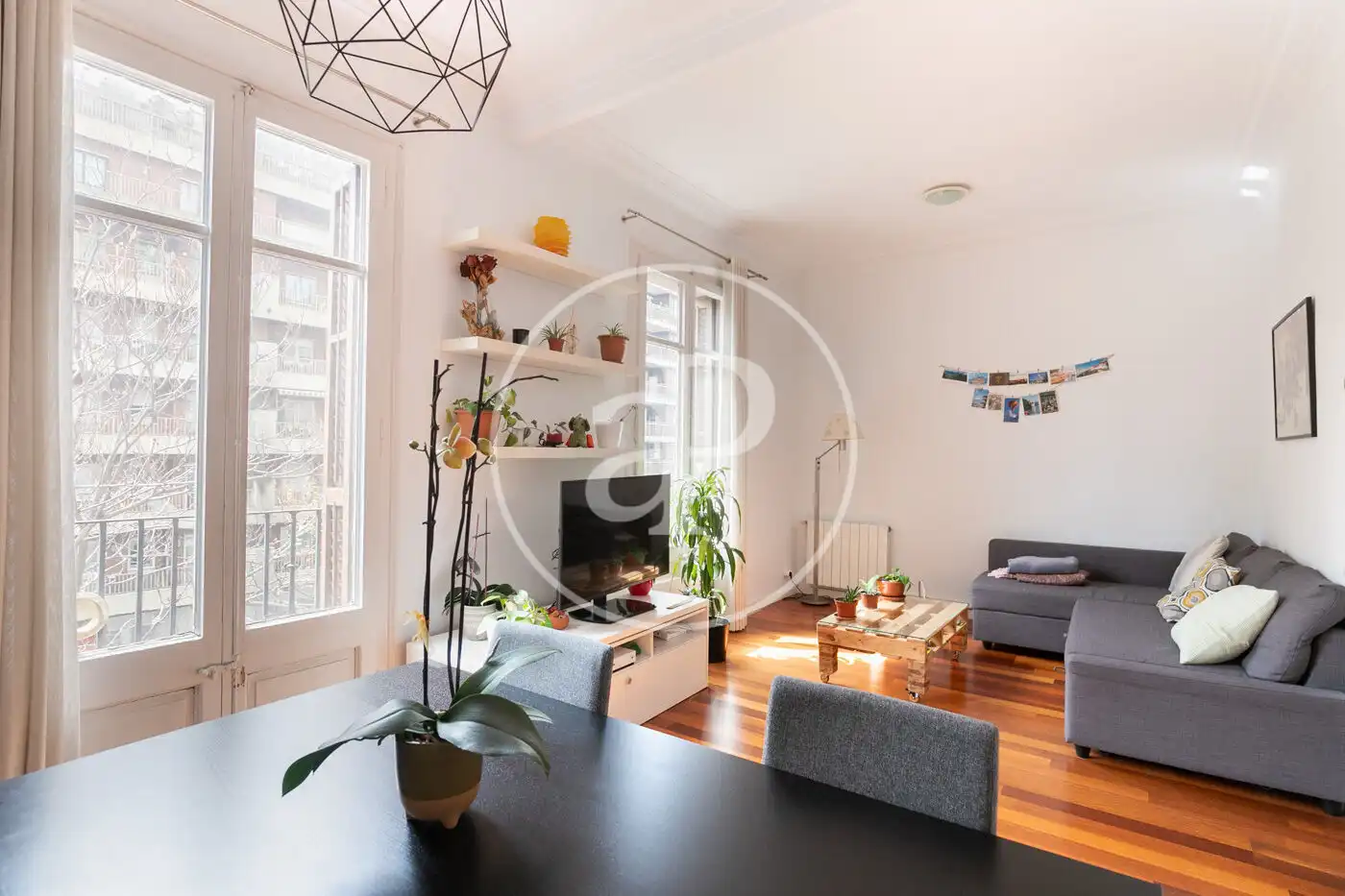 Sala de estar de Piso en venta en Barcelona con Calefacción, Amueblado y Balcón