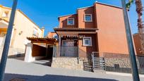 Außenansicht von Haus oder Chalet miete in L'Eliana mit Klimaanlage, Heizung und Terrasse