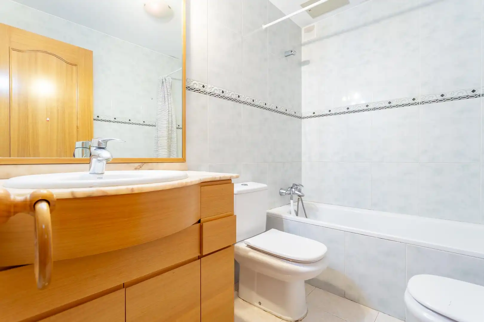Bathroom of Flat for sale in Tarragona  with Heating