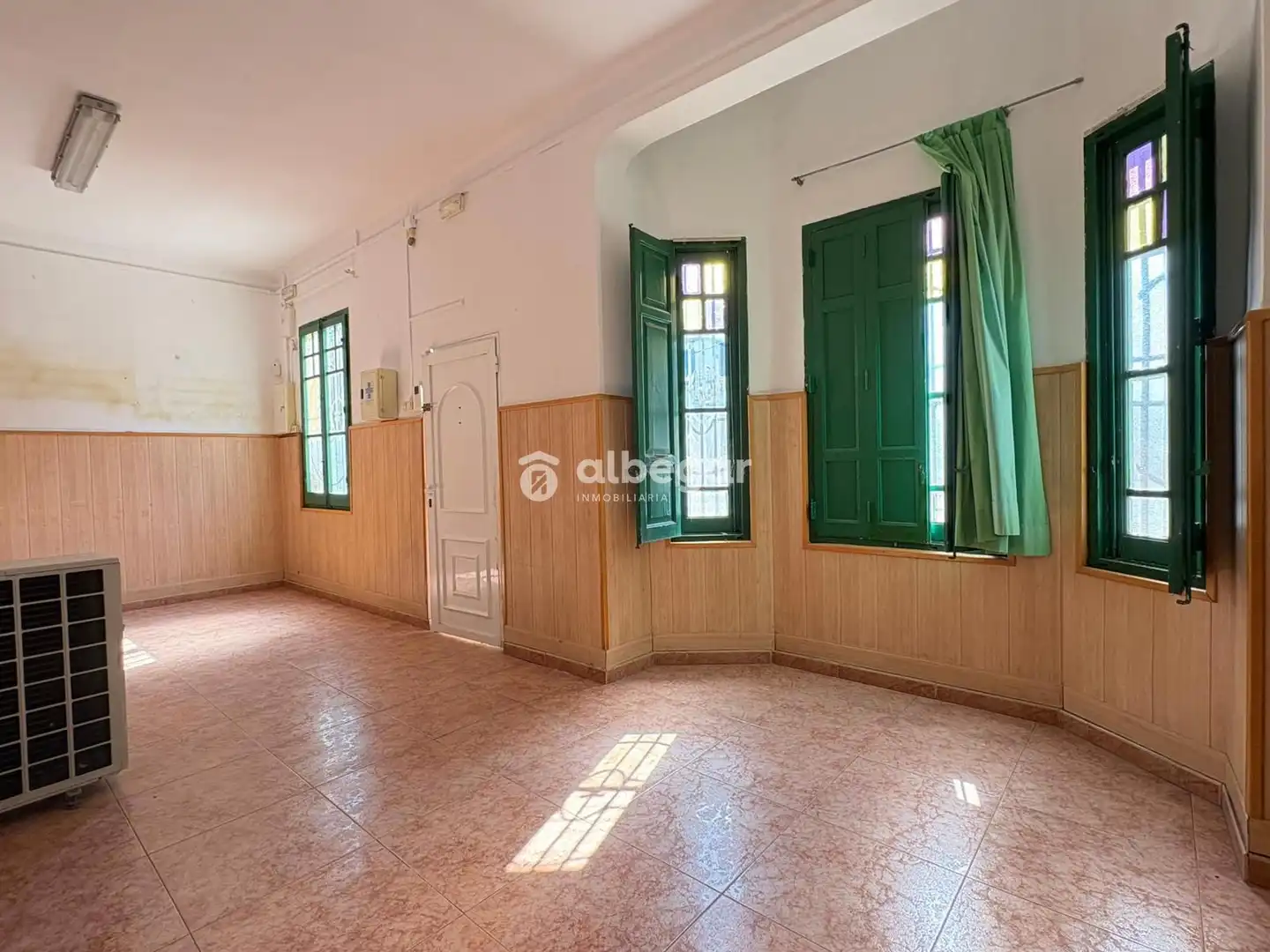 Dormitori de Casa adosada en venda en Valencia amb Aire condicionat i Alarma