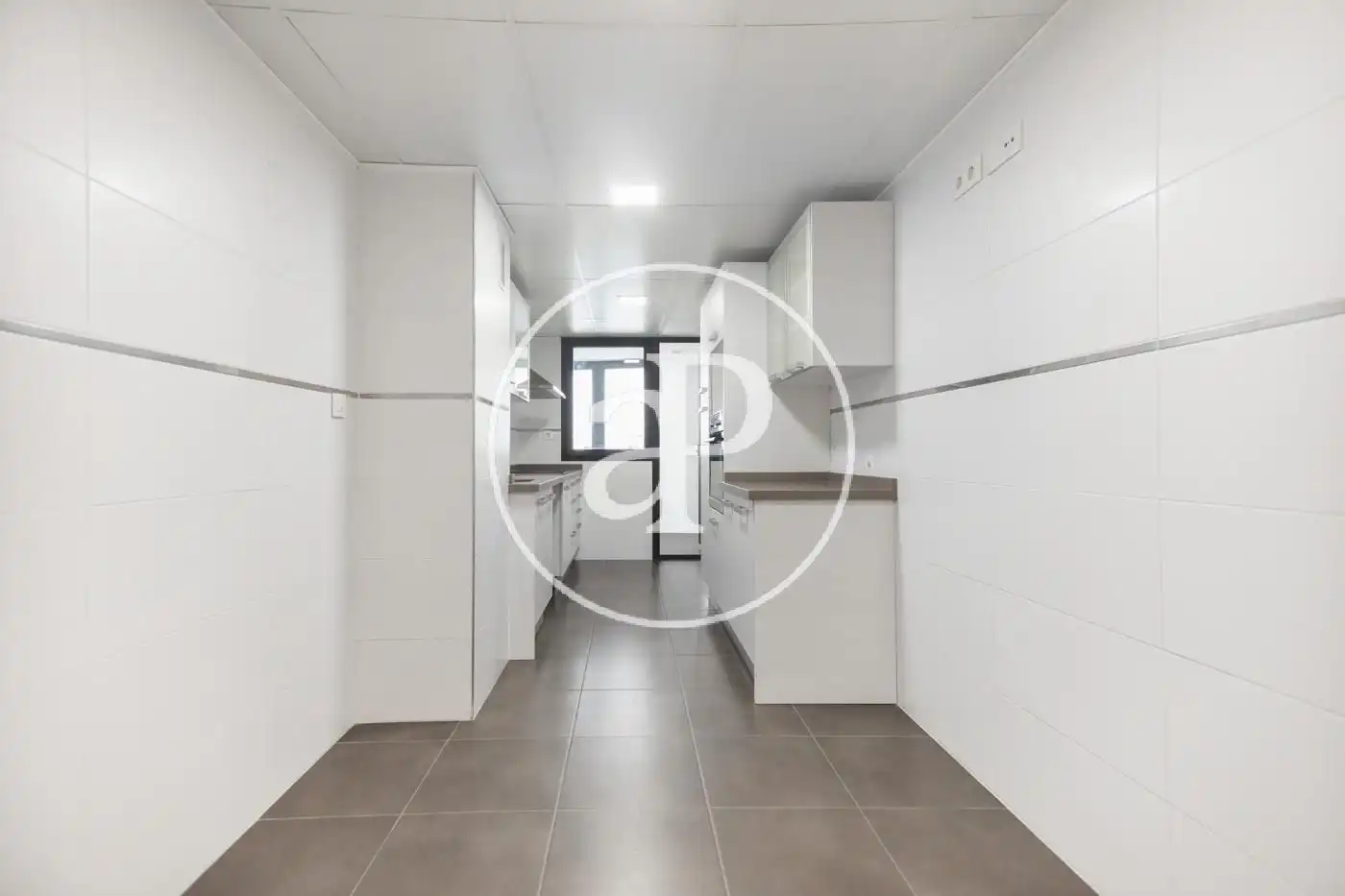 Küche von Wohnung zur Miete in Valencia mit Klimaanlage, Heizung und Privatgarten