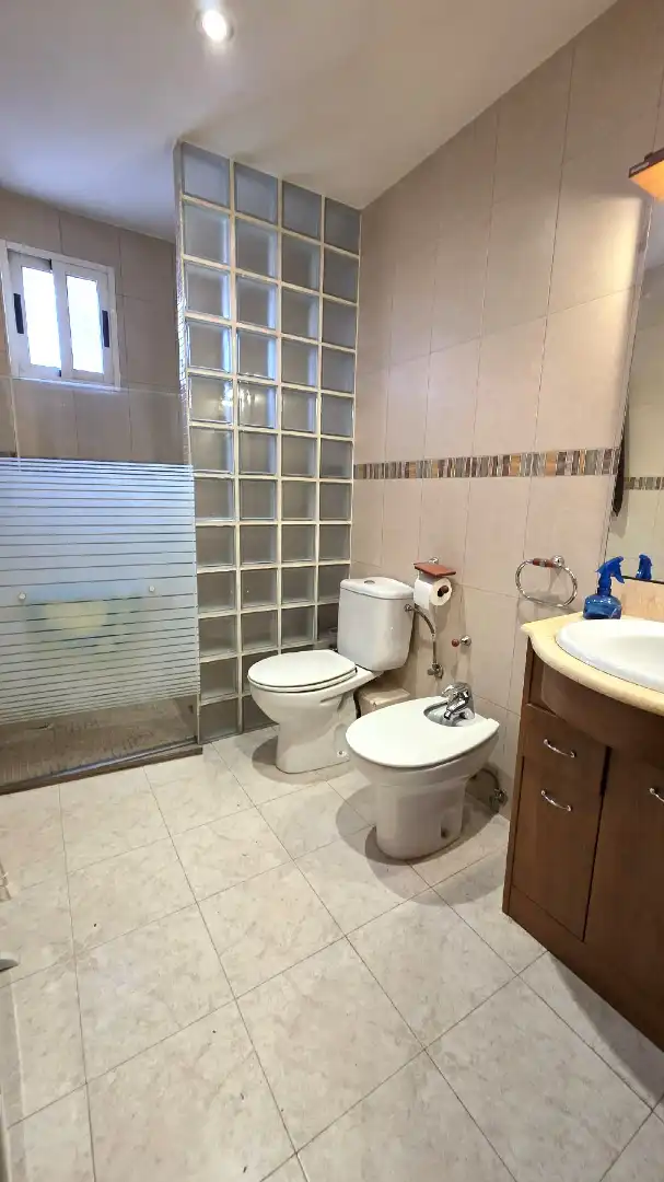 Baño de Piso en venta en L'Olivereta
