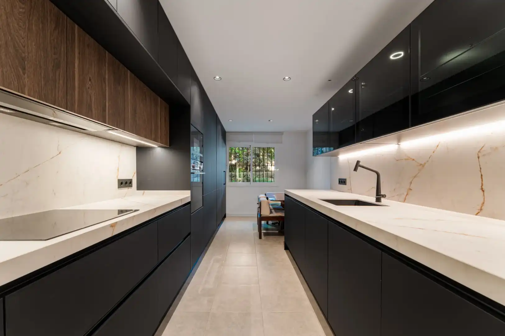 Apartamento con piscina en venta en Milla de Oro, imagen 11