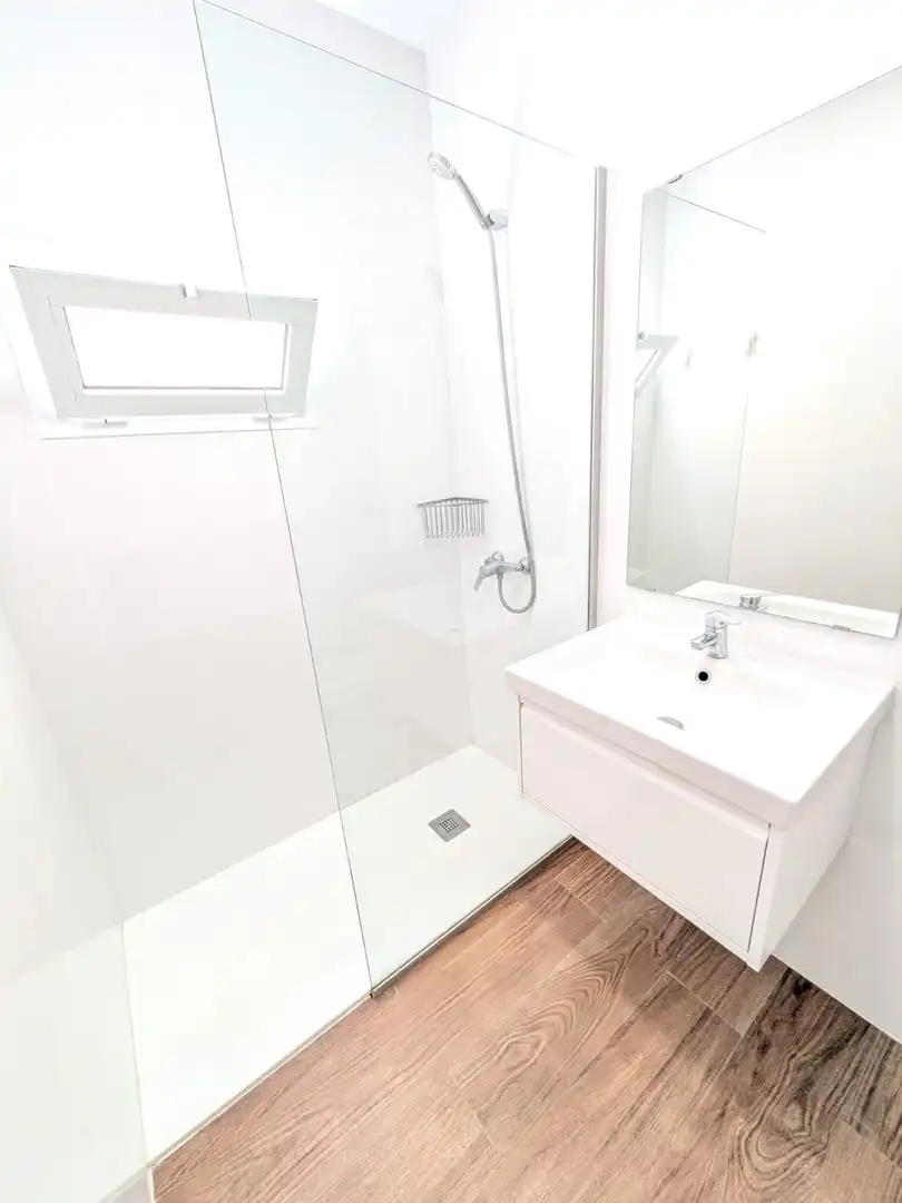 Baño de Piso en venta en Las Palmas de Gran Canaria con Balcón