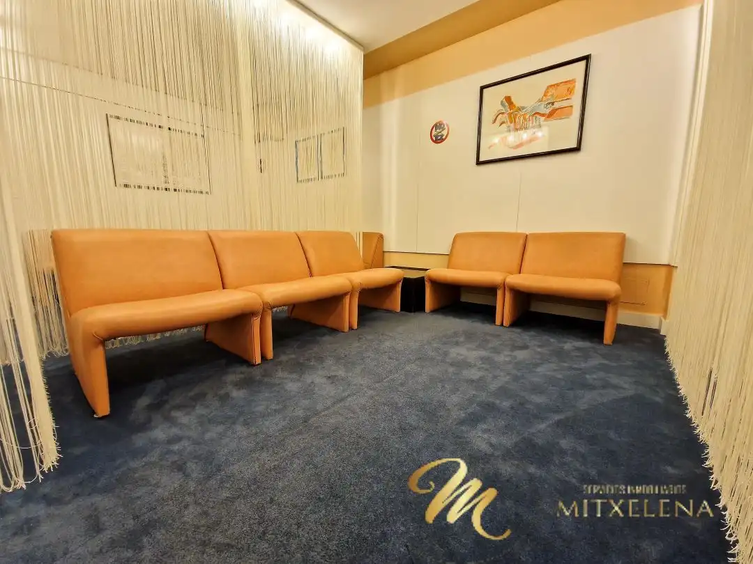 Office space for sale in Las Arenas