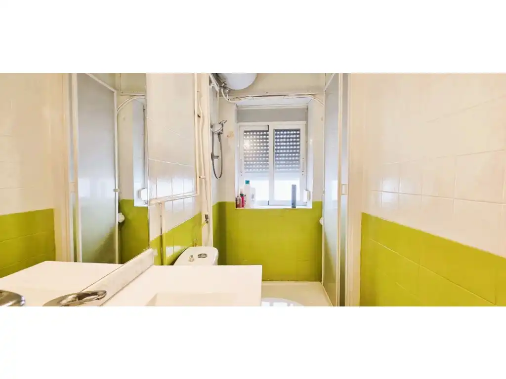 Baño de Piso en venta en Calles con Aire acondicionado, Balcón y Internet