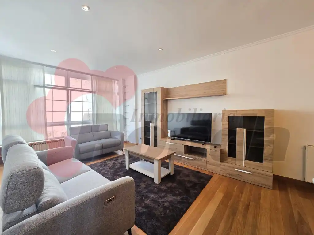 Apartament de lloguer a Rua Doutor Castro, Centro - Recinto Amurallado