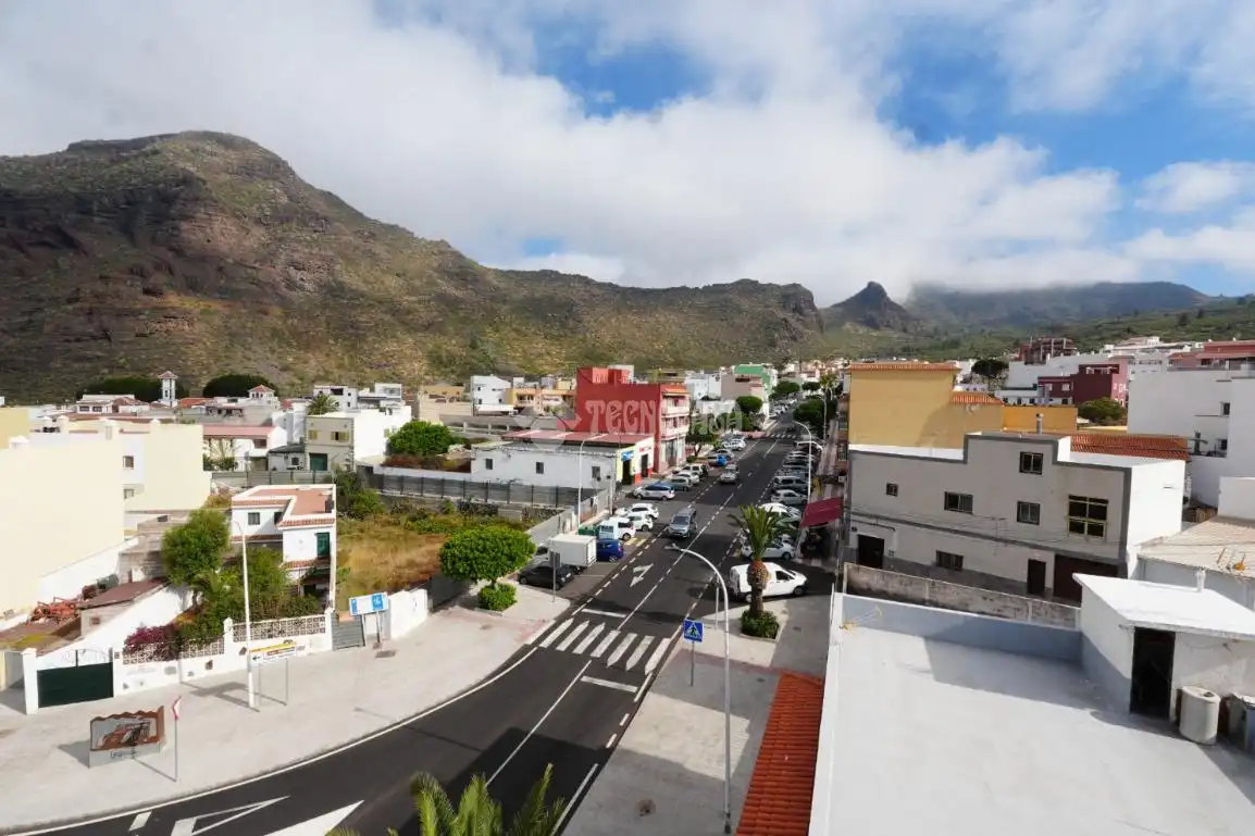 Vista exterior de Piso en venta en Santiago del Teide