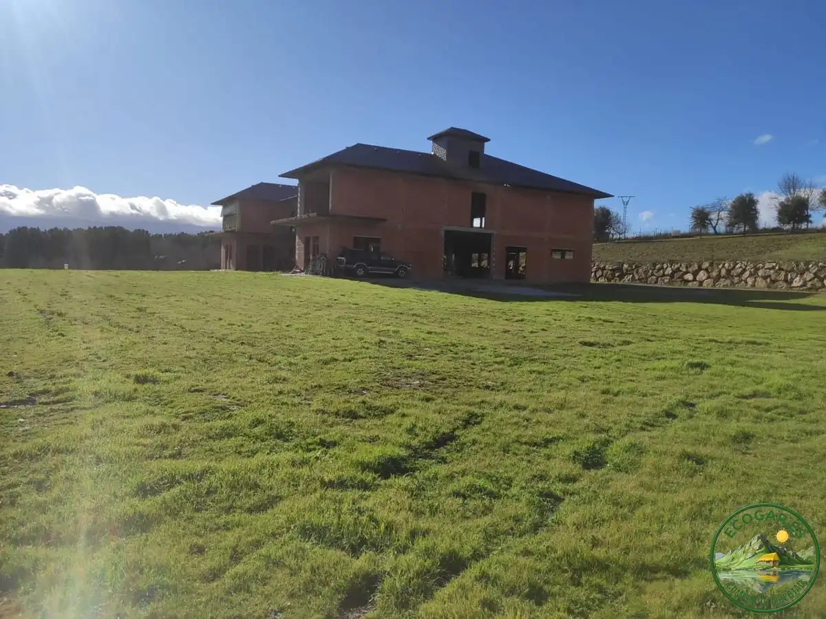 Villa in vendita a Camponaraya, imagen 3