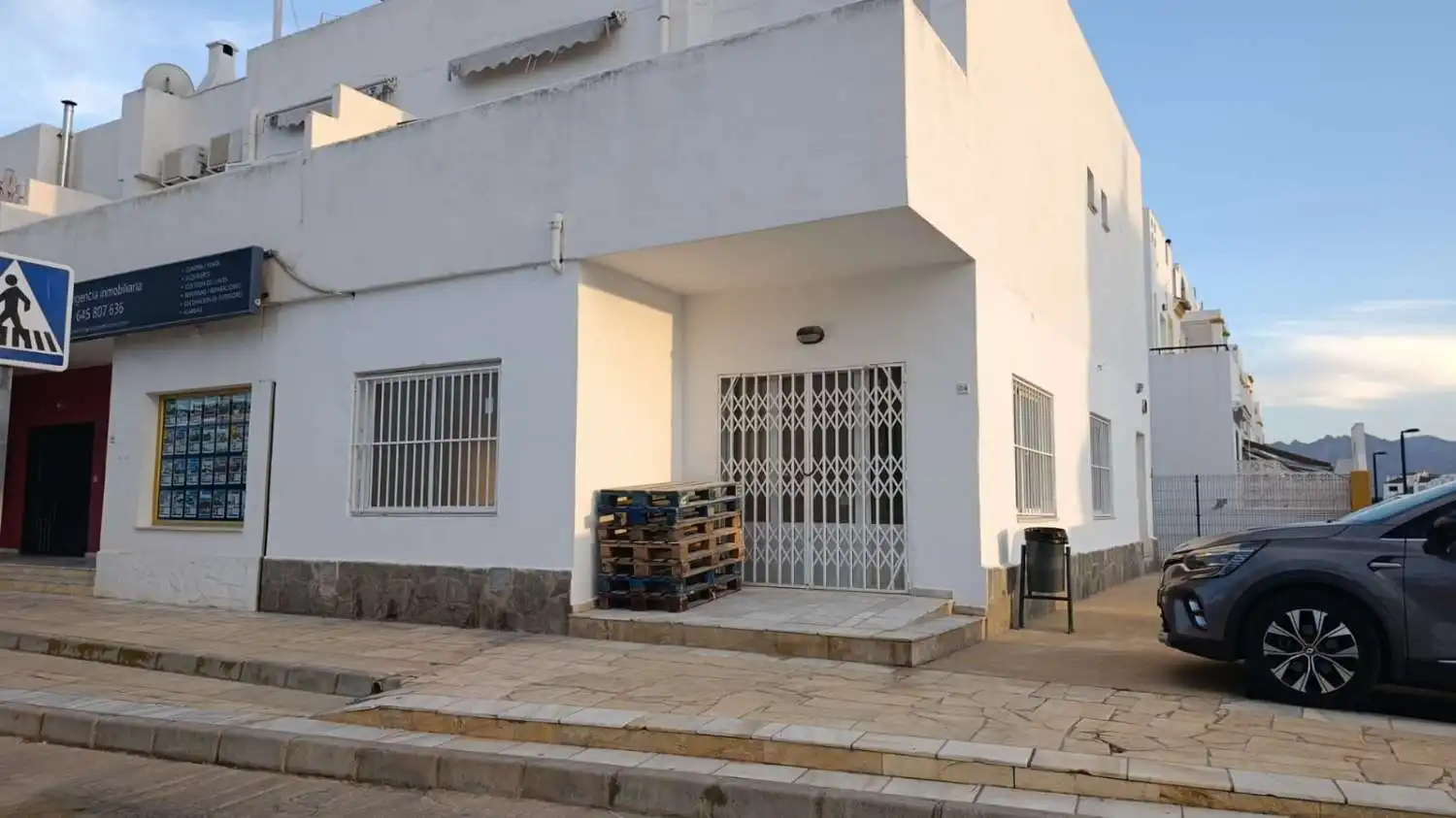 Exterior view of Commercial properties for rent in Vera
