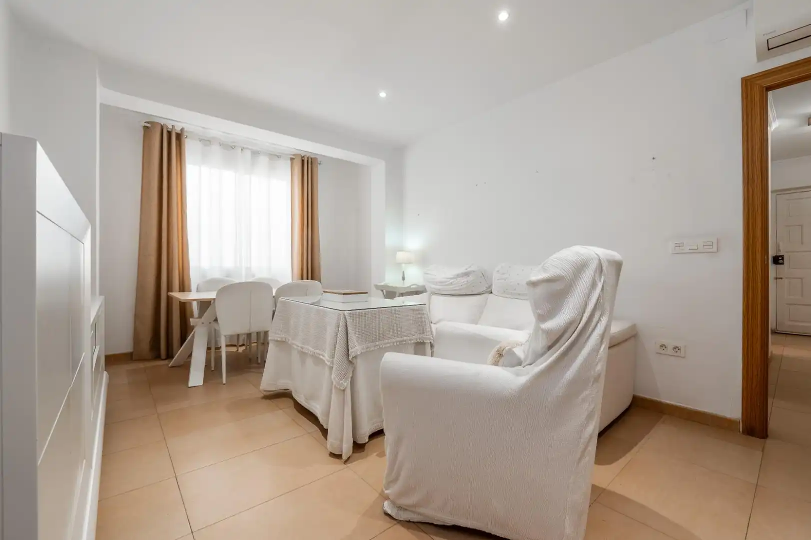 Schlafzimmer von Wohnung zum Verkauf in Granada mit Klimaanlage