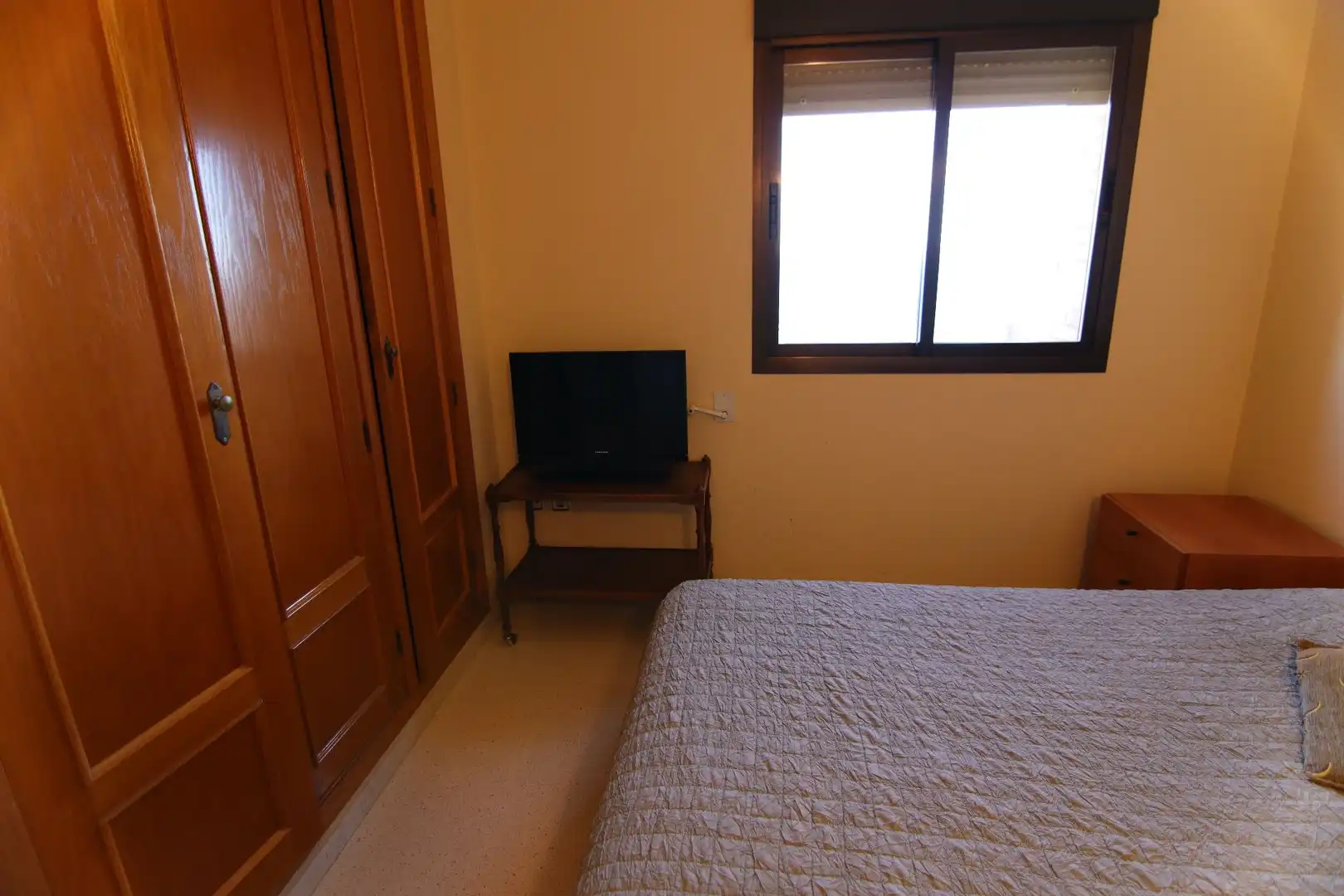 Habitación de Piso en venta en Benidorm con Aire acondicionado, Terraza y Amueblado