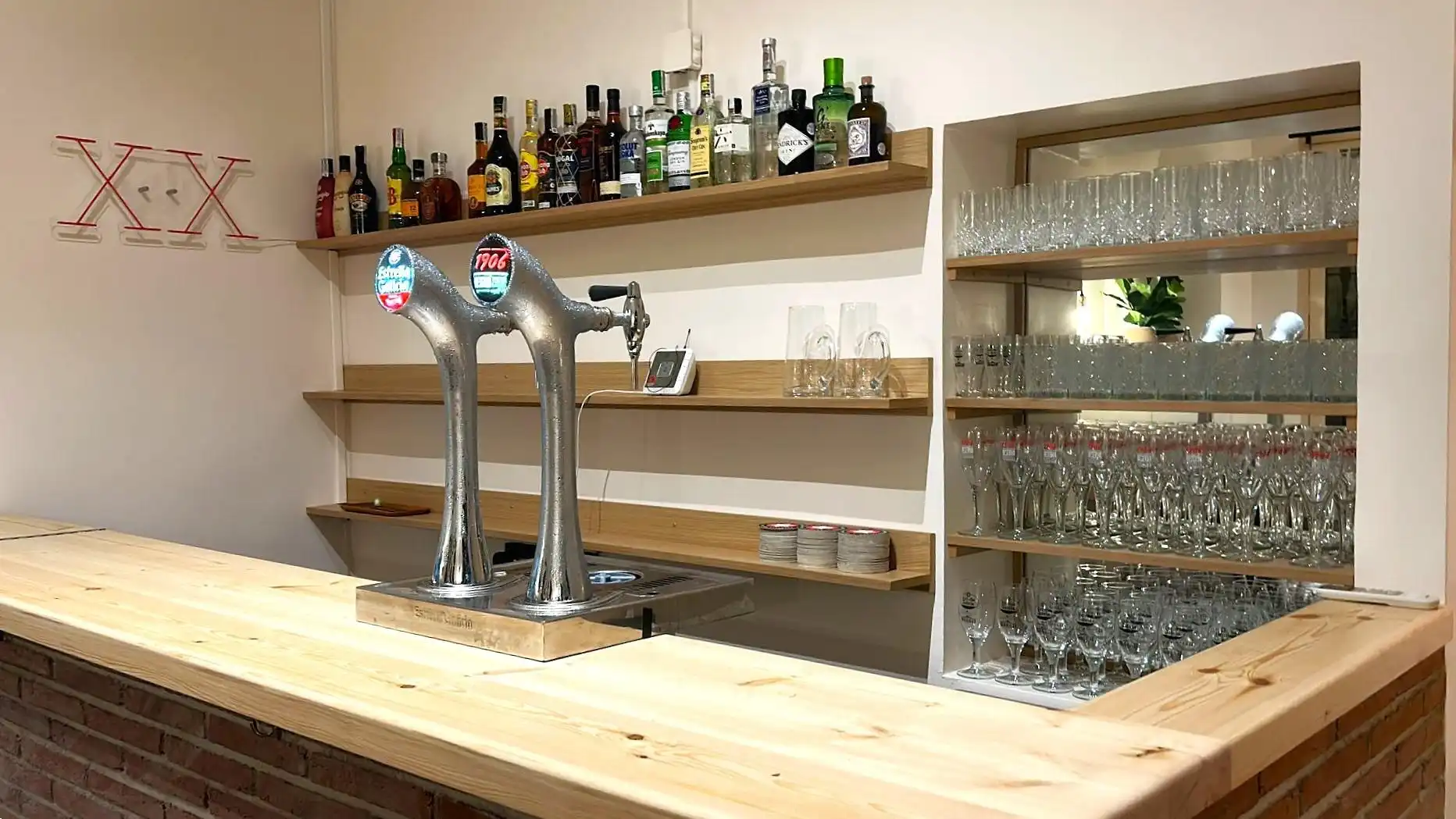 Business premises for transfer in Carrer Carrer Avinyó, imagen 2