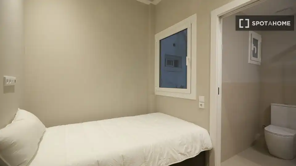 Flat with terrace to rent in Eixample, imagen 11