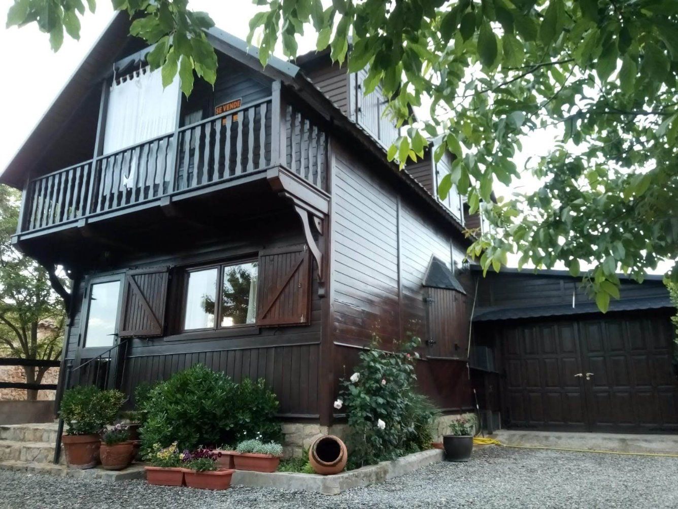 Vista exterior de Finca rústica en venda en Albentosa amb Aire condicionat, Calefacció i Jardí privat