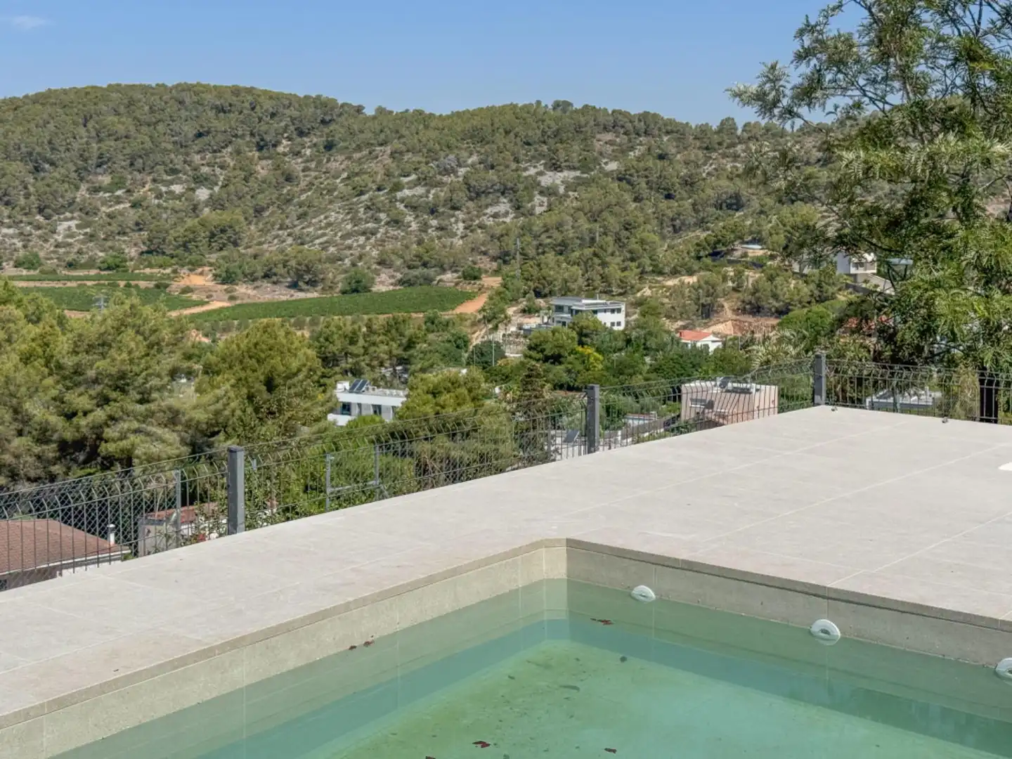 Terrassa de Casa o xalet en venda en Sant Pere de Ribes amb Aire condicionat, Calefacció i Jardí privat