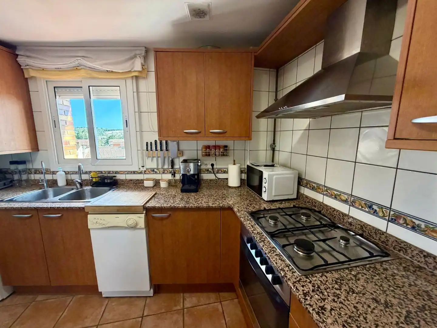 Cocina de Ático en venta en Castellet i la Gornal con Aire acondicionado, Calefacción y Terraza