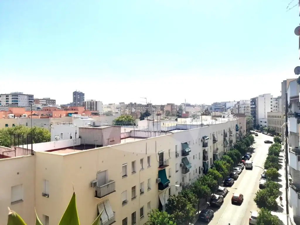 Piso con ascensor en venta en Avenida Santa Marina, imagen 44