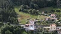 Casa o xalet en venda en Pravia amb Jardí privat, Terrassa i Traster