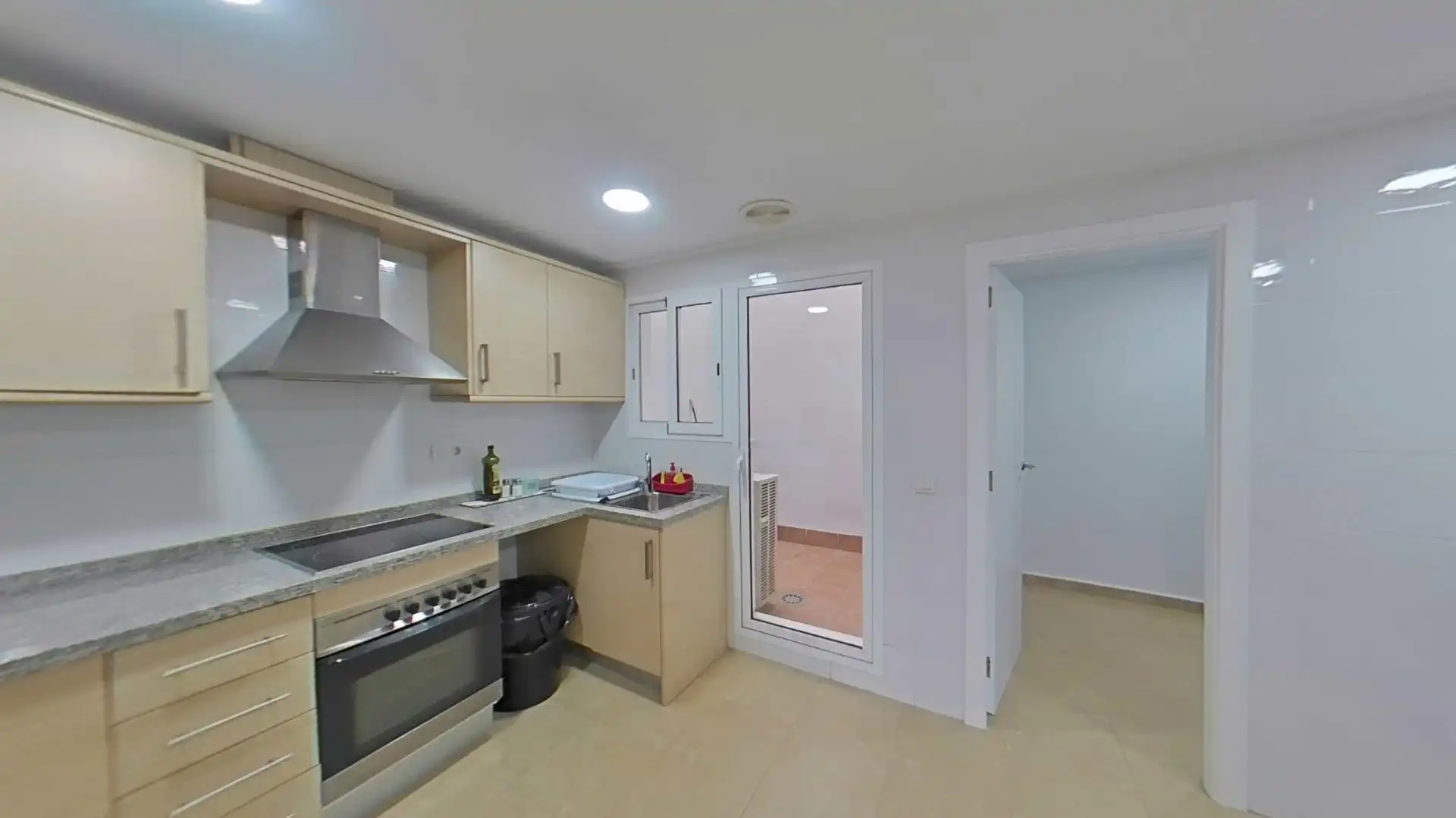 Adosado con terraza en venta en Monforte del Cid, imagen 2