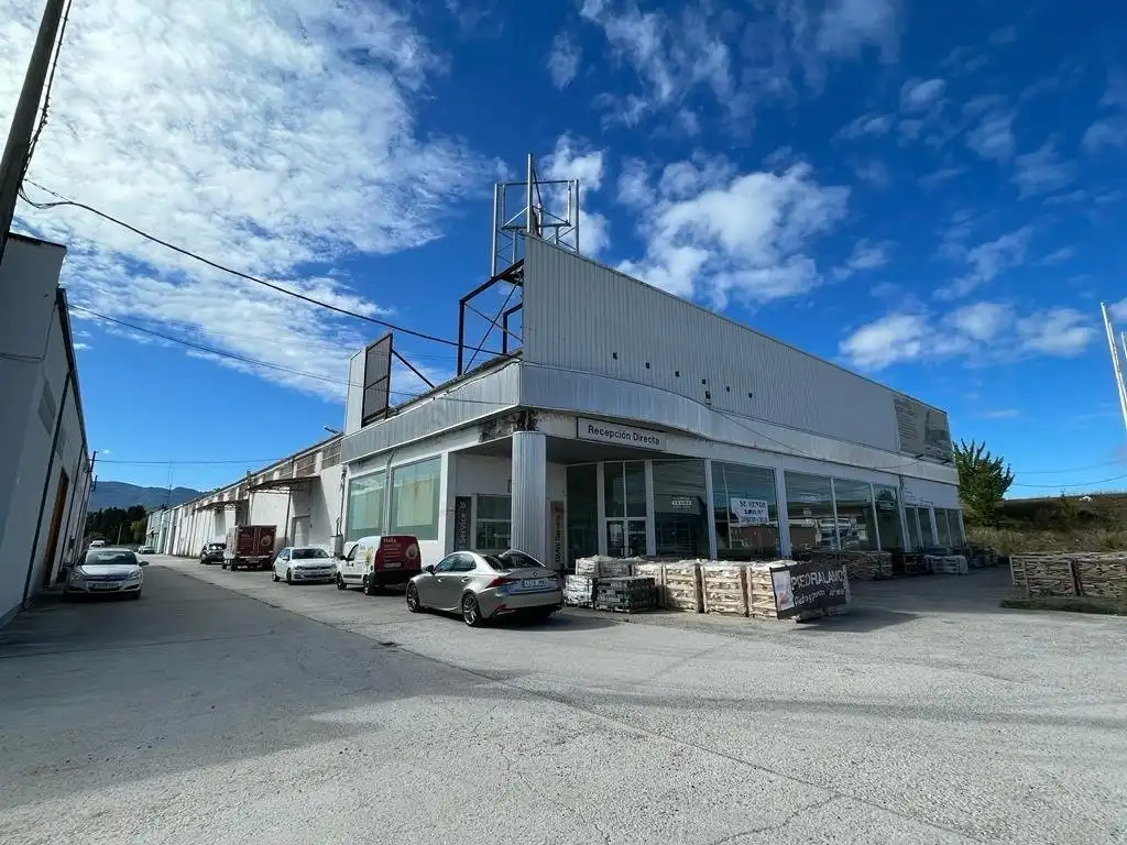 Nau industrial en venda a Camponaraya