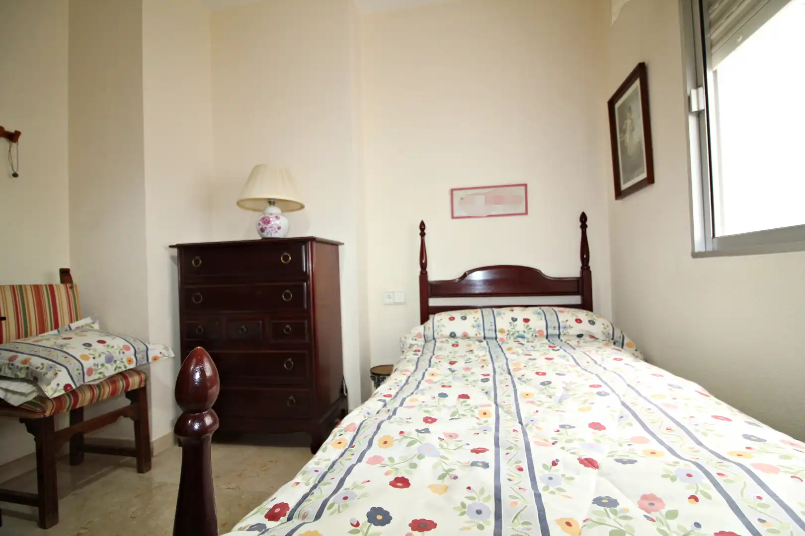 Habitación de Piso en venta en Huelva con Amueblado y Balcón