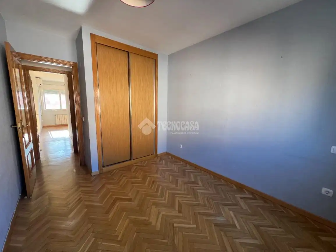 Bedroom of Flat for sale in Alcorcón  with Heating, Parquet flooring and Terrace