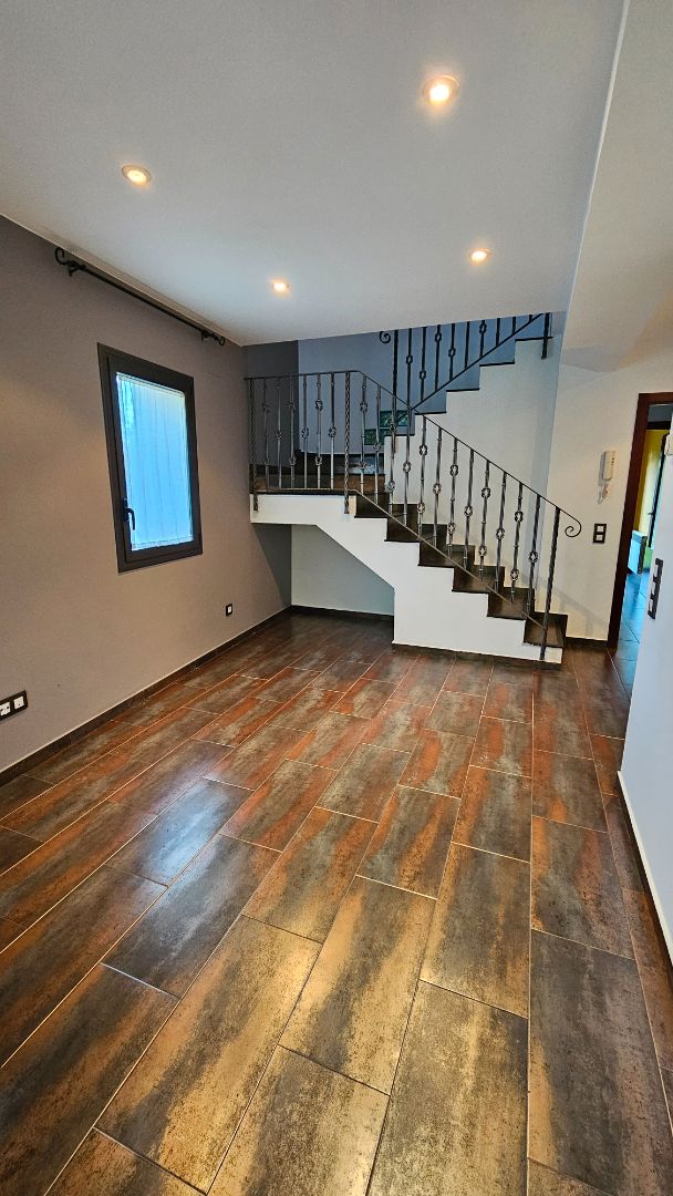 Casa adosada en venda en Olot amb Calefacció i Jardí privat