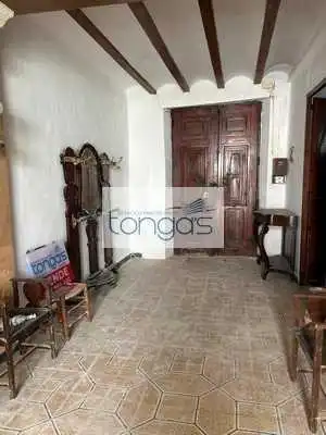 House with terrace for sale in Montesa