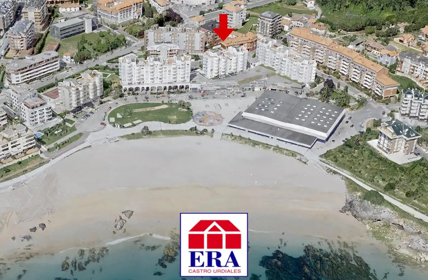 Exterior view of Garage for sale in Castro-Urdiales