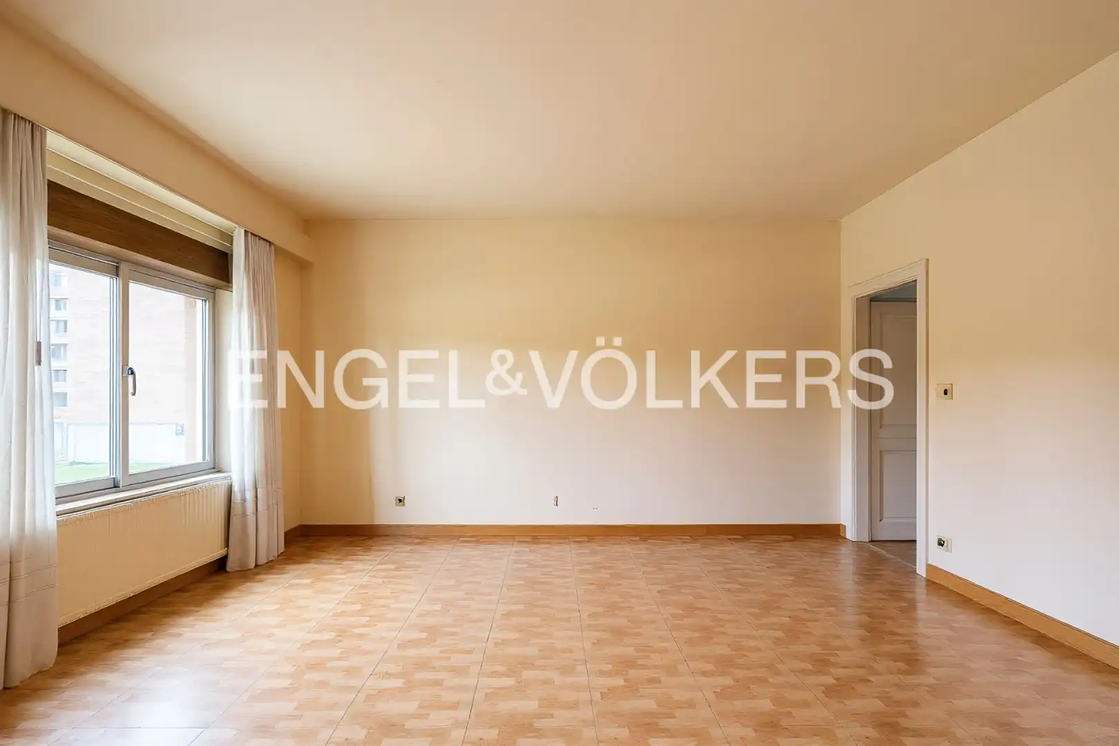 Sala d'estar de Casa o xalet en venda en Manresa amb Calefacció i Terrassa