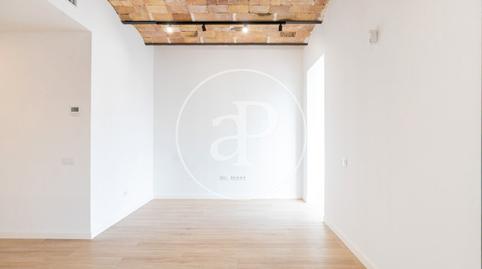 Foto 2 de Pis en venda a Carrer de Rocafort, Sant Antoni,  Barcelona Capital