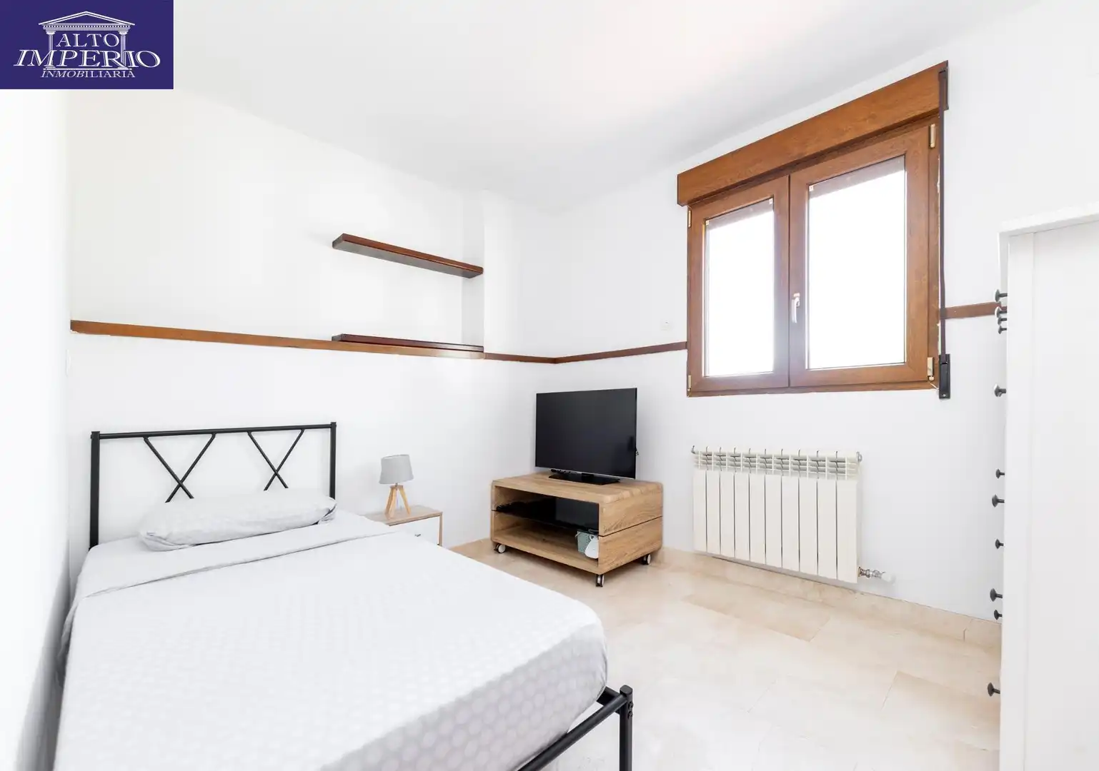 Dormitori de Casa o xalet en venda en Albolote amb Aire condicionat, Calefacció i Jardí privat