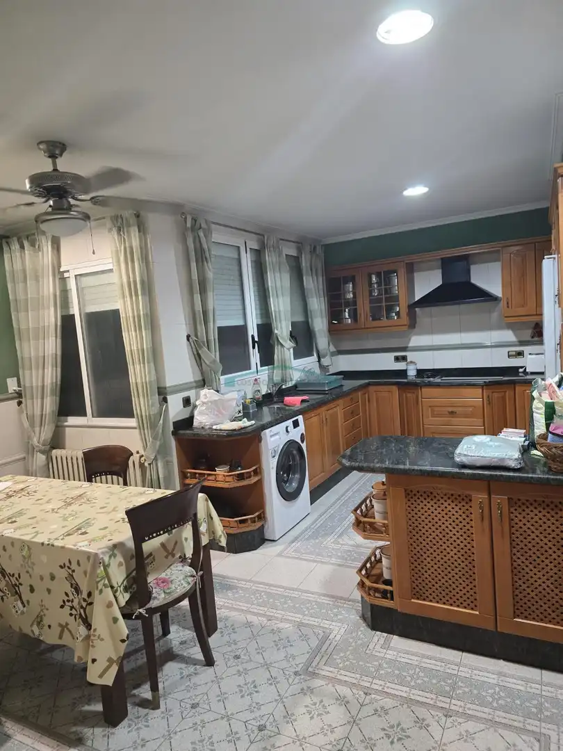 Piso con ascensor en venta en Centre - Zona Alta, imagen 5