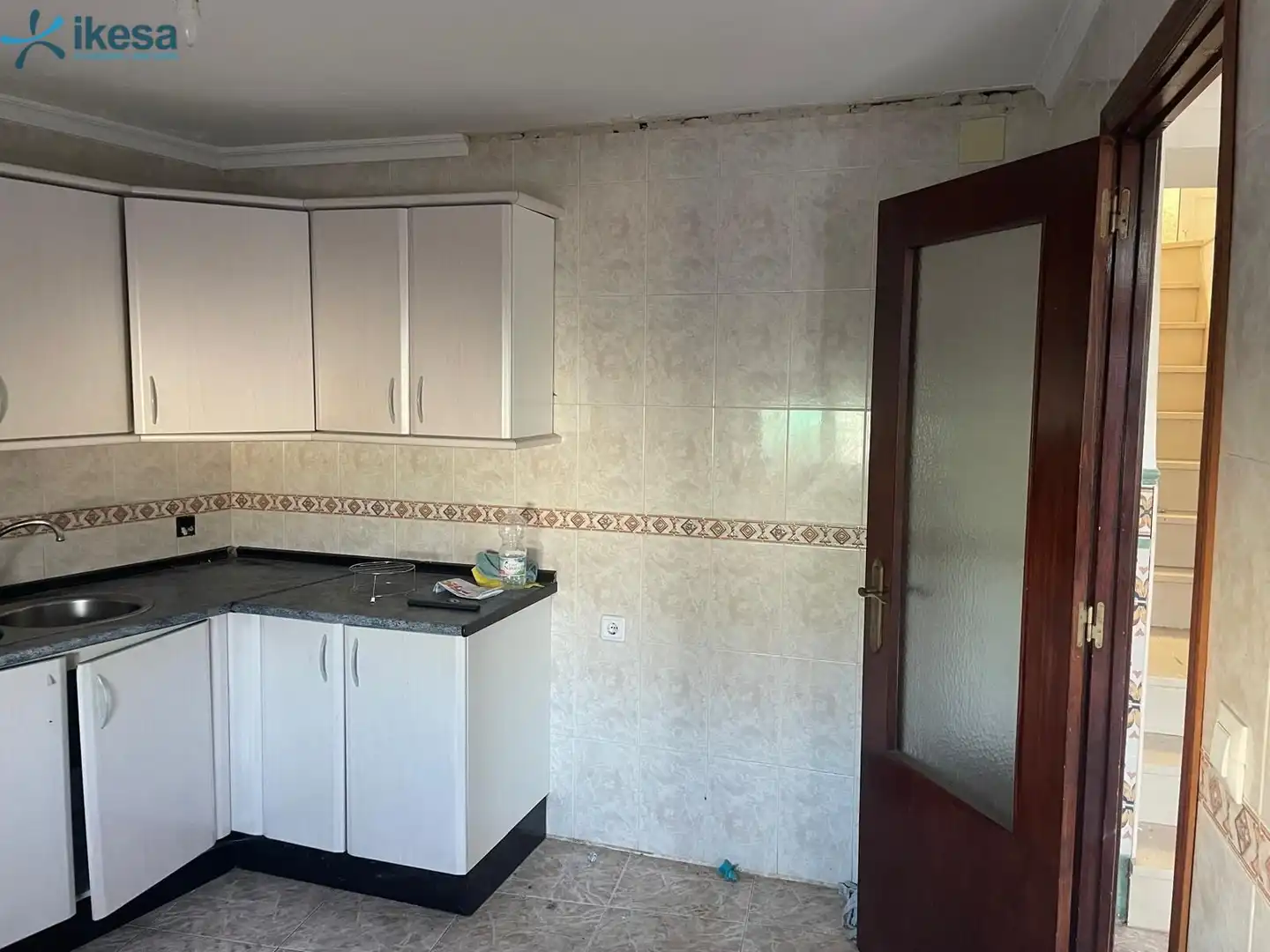 Casa adosada en venta en Constantina