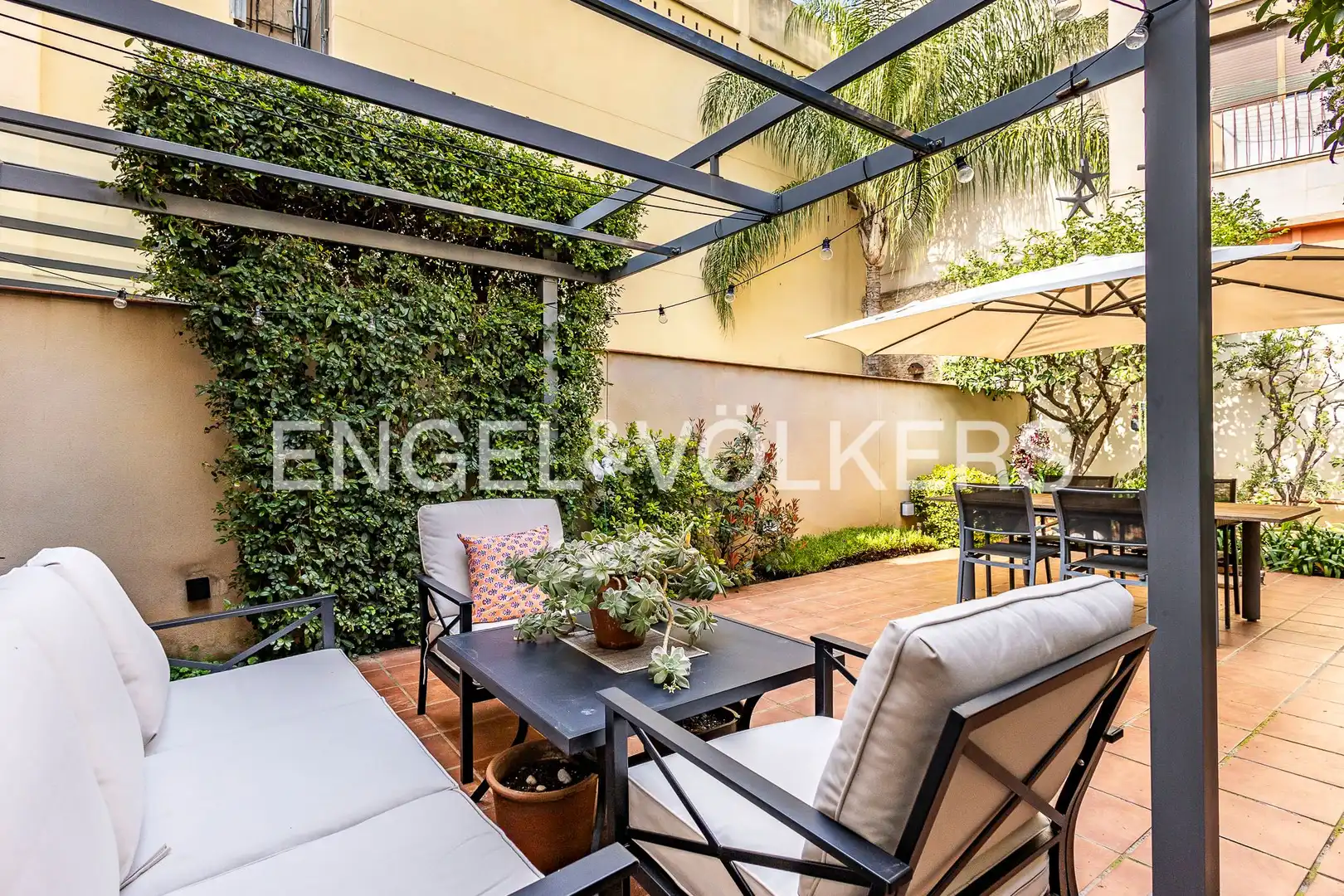 Terrassa de Casa o xalet en venda en Barcelona amb Aire condicionat, Calefacció i Terrassa
